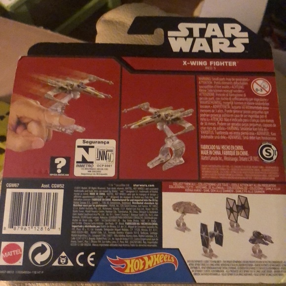 Hot Wheels Star Wars X-Wing Fighter Red 5 - New and Sealed! - Picture 2 of 6